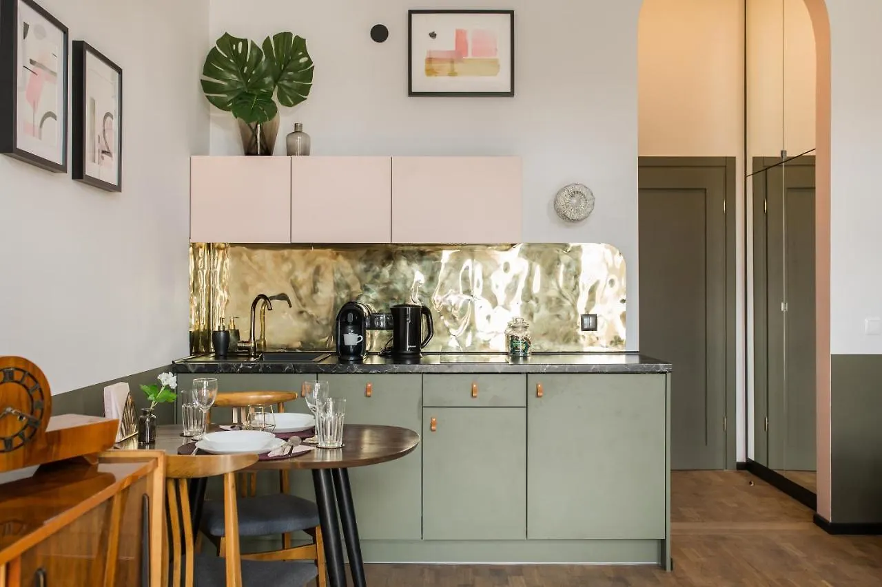 Nowy Swiat 28 Apartment Warsaw 0*,  Poland